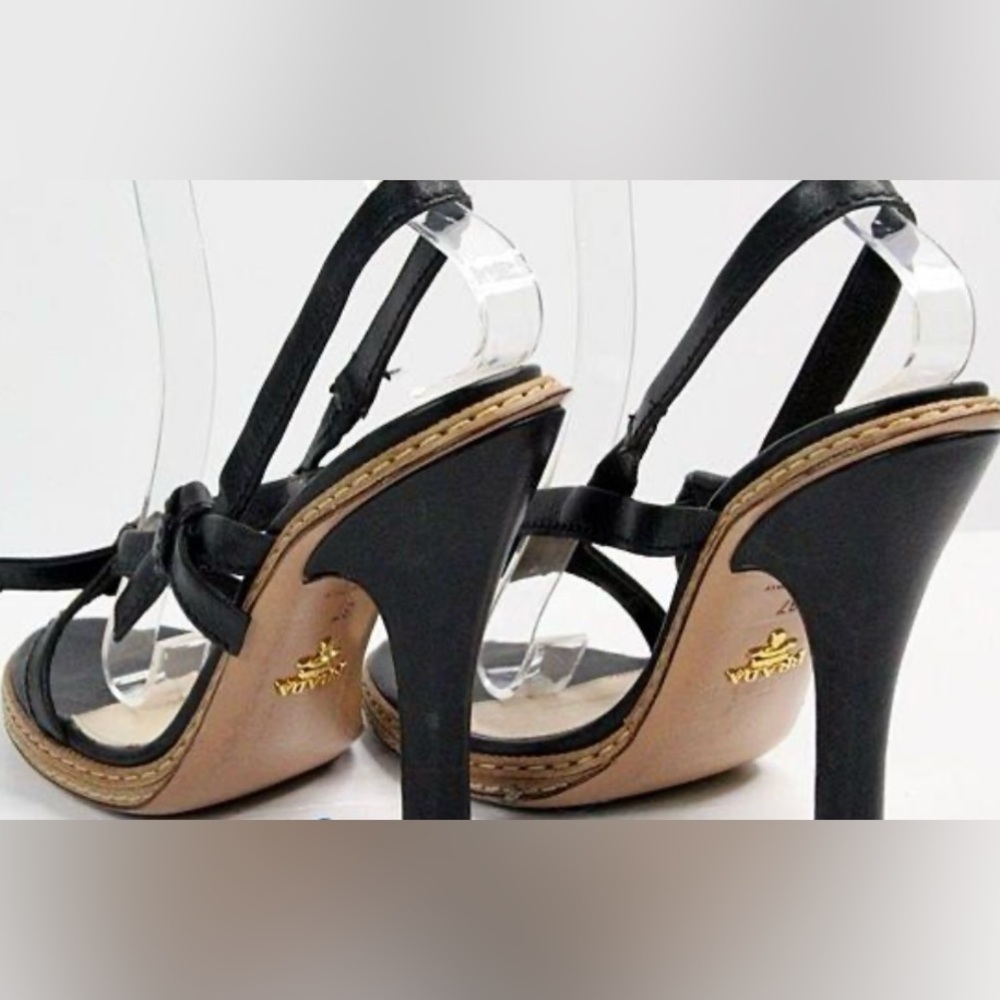 Beautiful unique Prada high heels